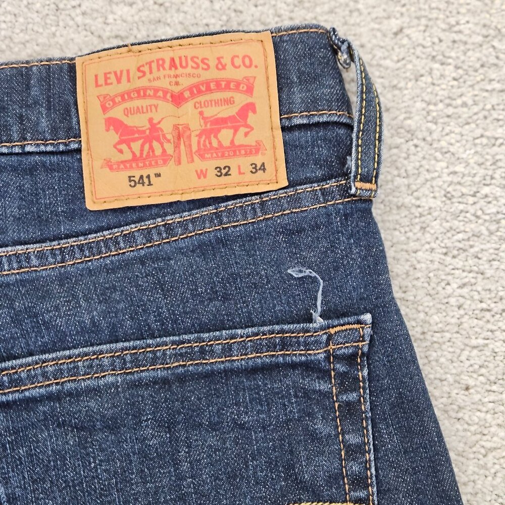 Levi's 541. 32x34